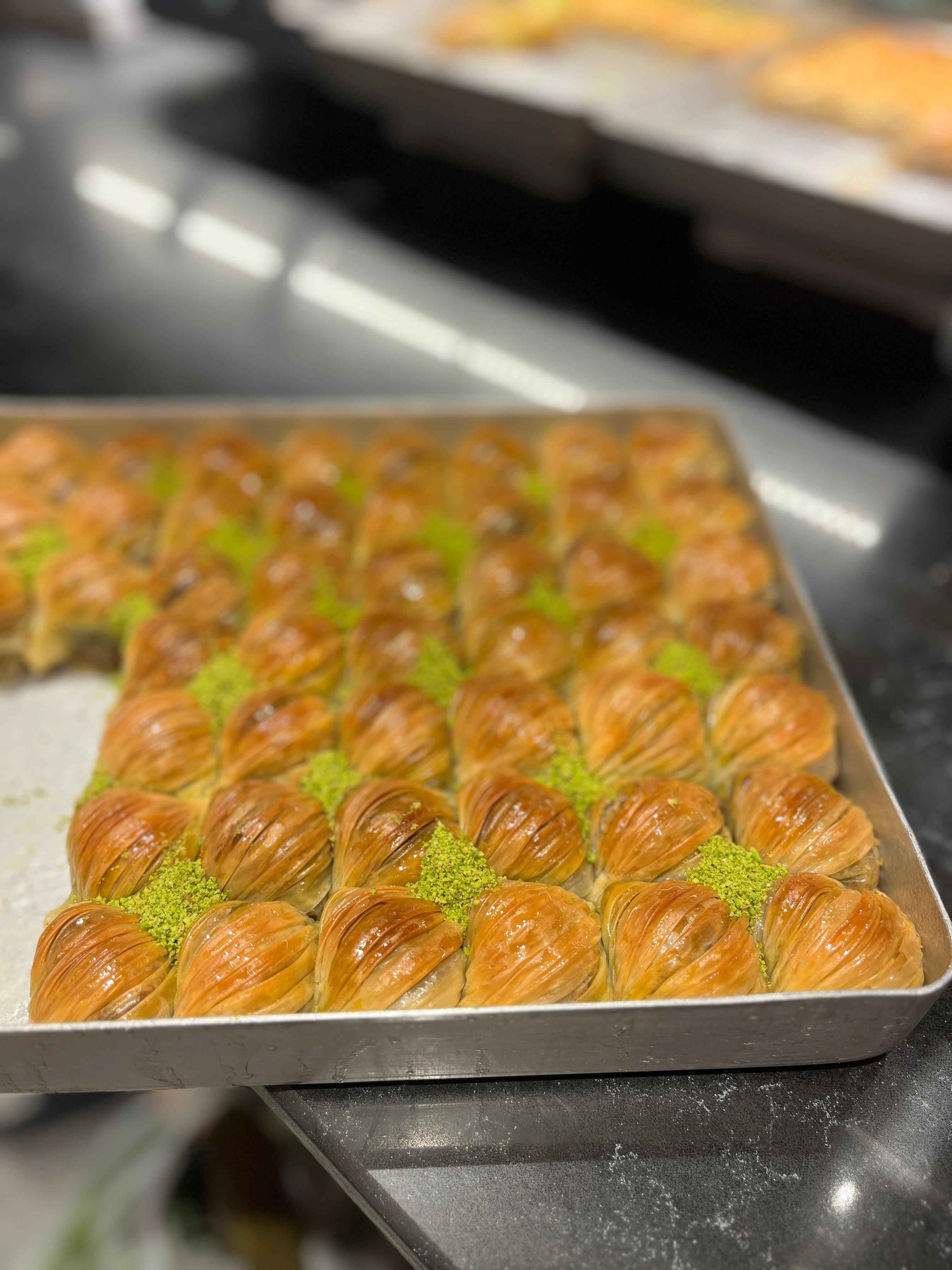 Midye Baklava